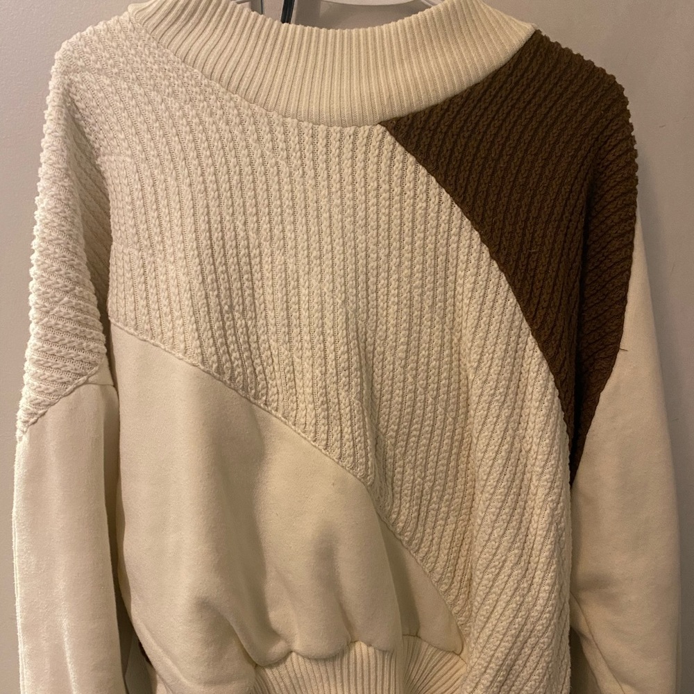 Cream/Brown Mockneck Sweater